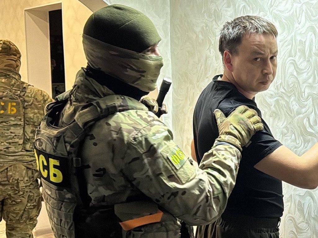 Начальник отделения ГАИ в Челябинской области брал взятки щебнем и черноземом