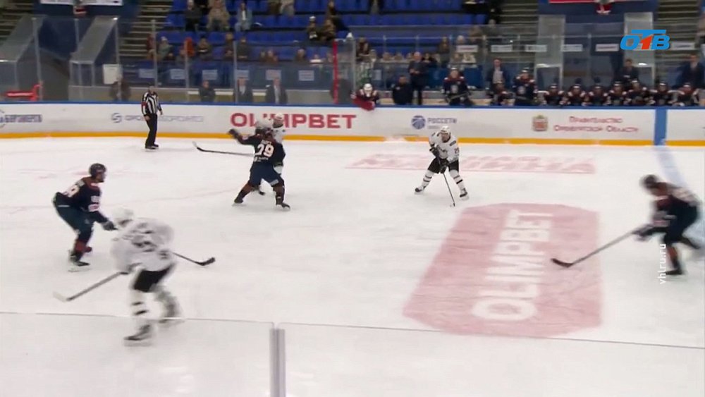 «Челмет» в гостях обыграл «Южный Урал» в матче ВХЛ