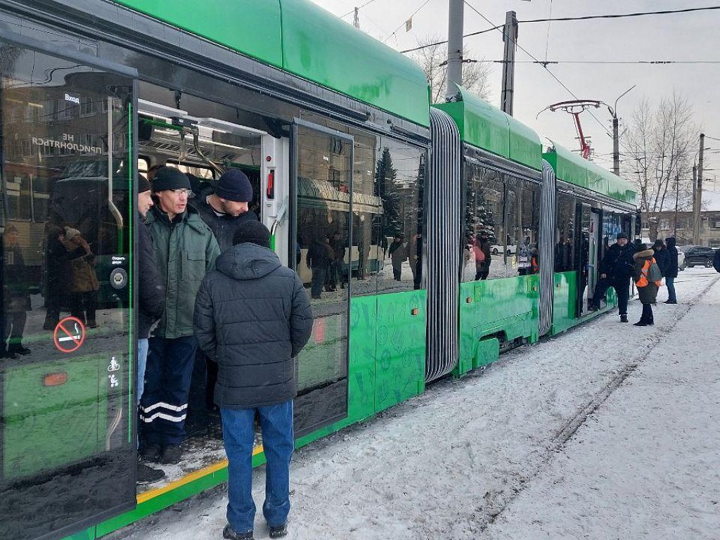 Первые три метровагона прошли тестирование с нагрузкой в Челябинске