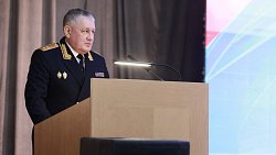 Алексей Текслер поздравил сотрудников и ветеранов органов безопасности на торжественном собрании в Челябинске