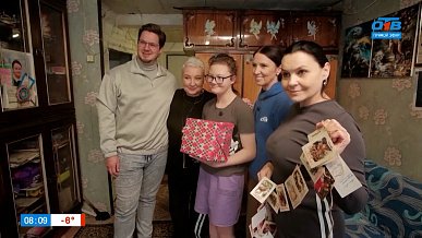 Кто привез зимнюю сказку в Вишневогорск? — в сюжете «Наше утро — Снеговики-добряки»