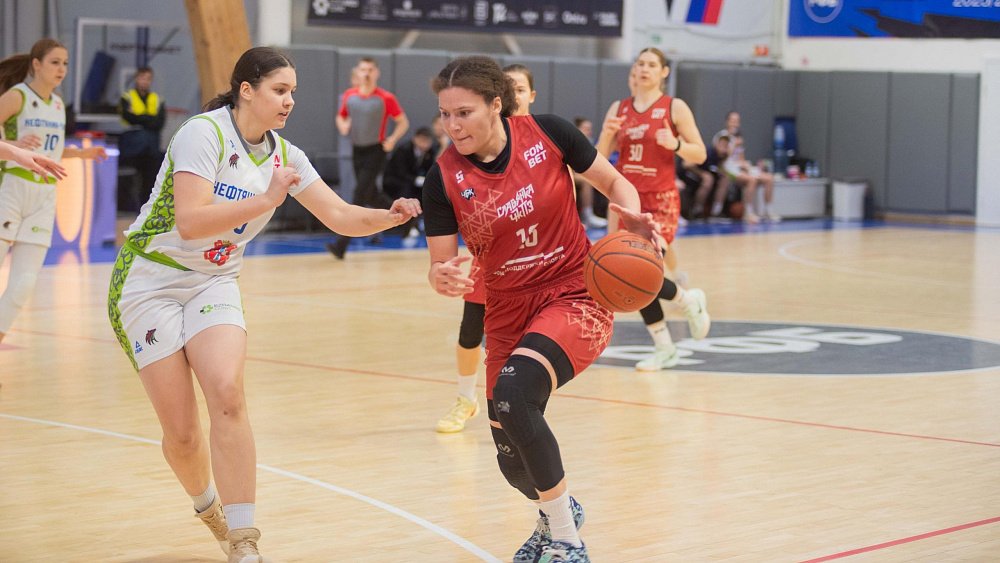 Баскетбольная команда «Славянка-ЧКПЗ» понесла очковые потери в Омске