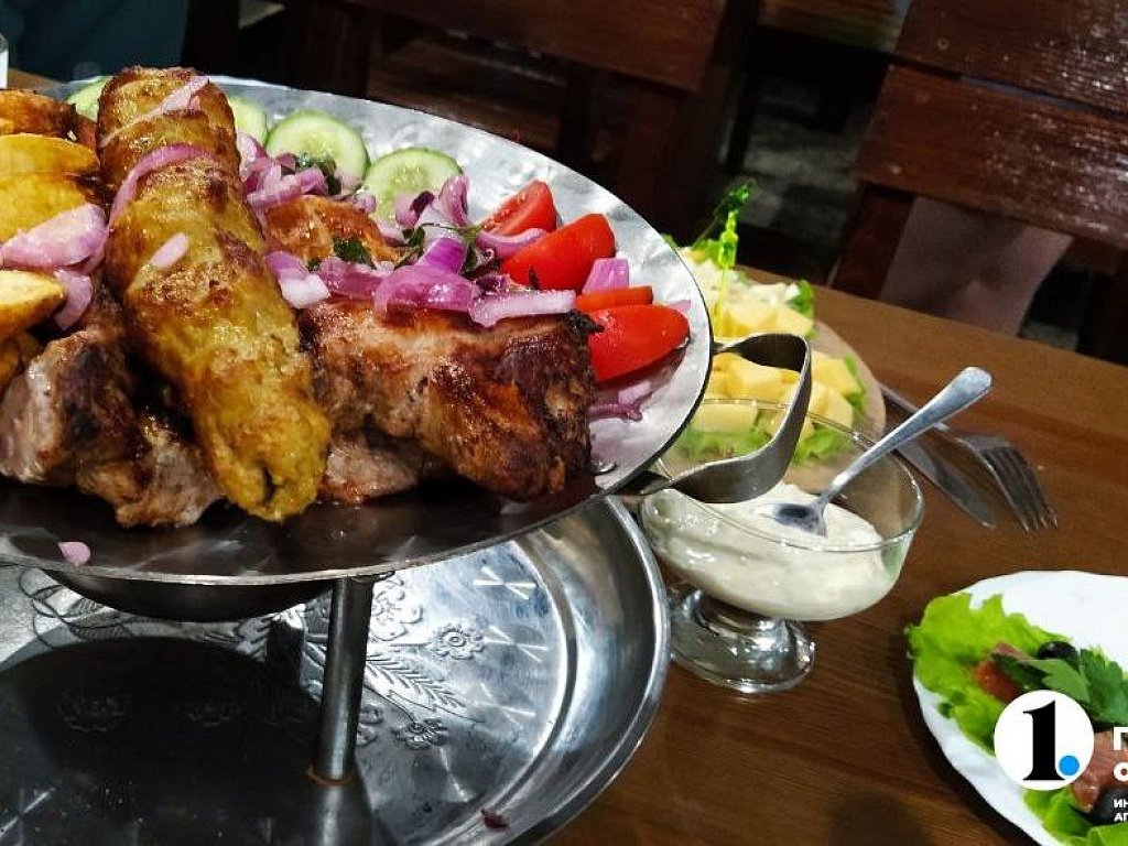 В Челябинске врачи дали советы, как провести новогодний корпоратив без вреда для здоровья