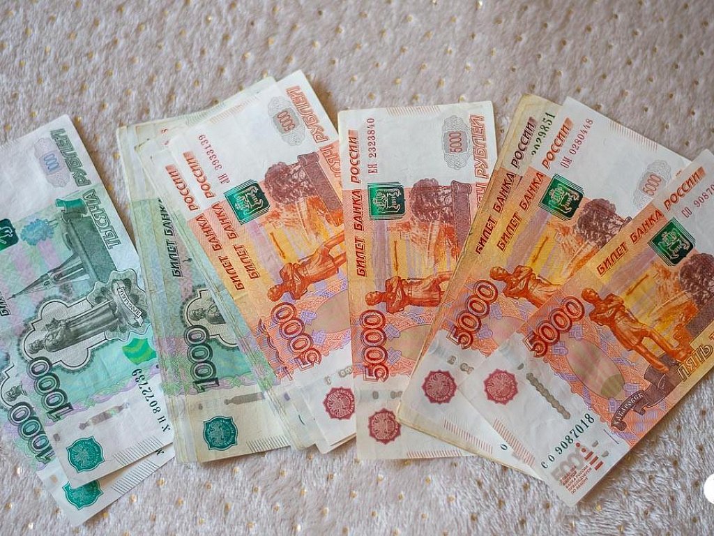 В Челябинской области 185 студентов получат премию губернатора