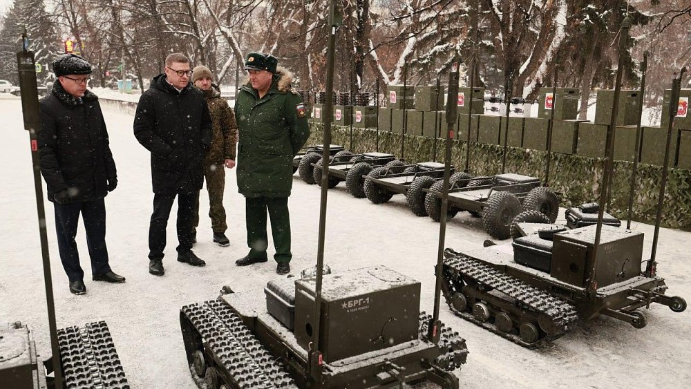 Алексей Текслер передал южноуральцам на фронт робототехнику и дроны