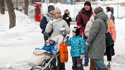 На Южном Урале детские пособия за декабрь перечислят в банки досрочно