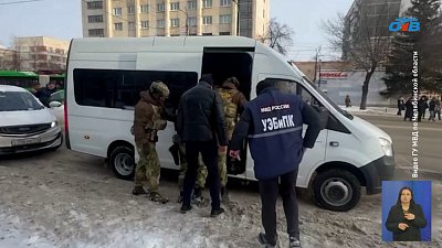 В Челябинске полицейские задержали помощника мигрантов