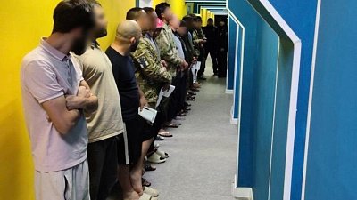 Полицейские обнаружили мигрантов-нарушителей в челябинском хостеле