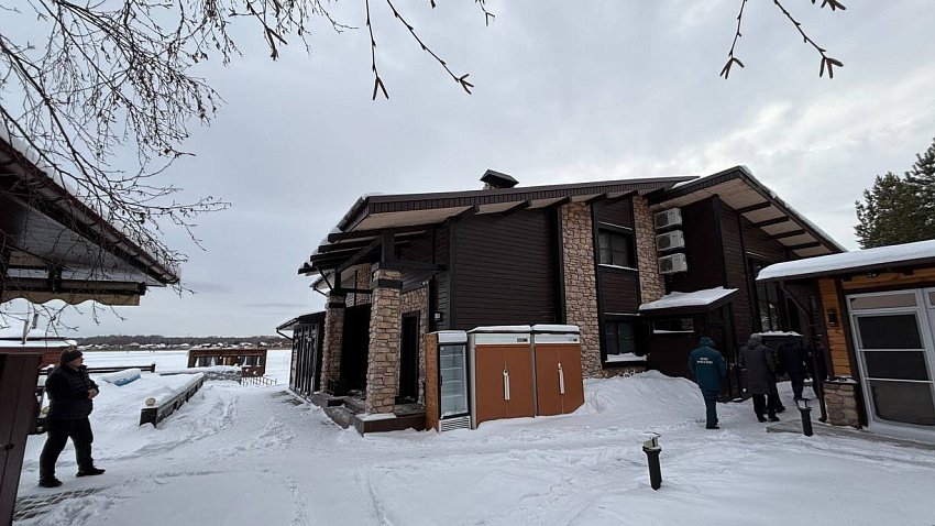 Прокуратура требует снести виллы и бани парк-отеля на озере Малый Кременкуль