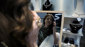 Как создать идеальный образ для новогодней ночи: советы стилистов