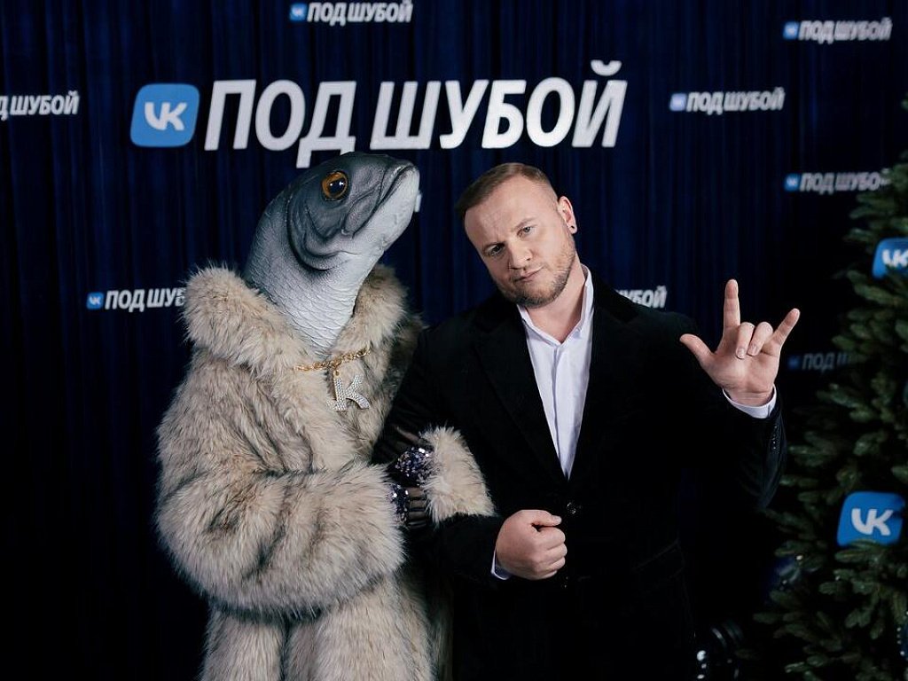 VK запускает новогоднее шоу «ПОД ШУБОЙ» с Собчак, Успенской и Михайловым на фоне ИИ
