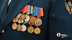 Алексей Текслер наградил отличившихся на службе спасателей