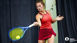 Челябинским теннисистам устроили мастер-класс и новогоднее представление