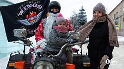 Праздник городу и предложение под елкой: челябинские байкеры провели акцию «Мотодед Мороз»