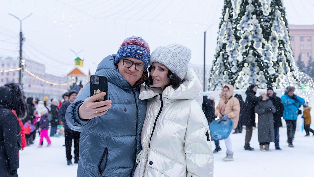 Алексей и Ирина Текслер прогулялись 1 января по центру Челябинска