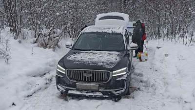 На Южном Урале семья с детьми застряла ночью в лесу в автомобиле