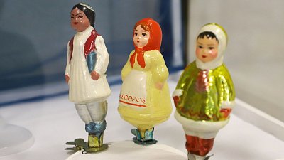 В магнитогорском музее выставили коллекцию из двух тысяч советских игрушек