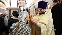 В Челябинске в ночь на 7 января прошла Рождественская служба