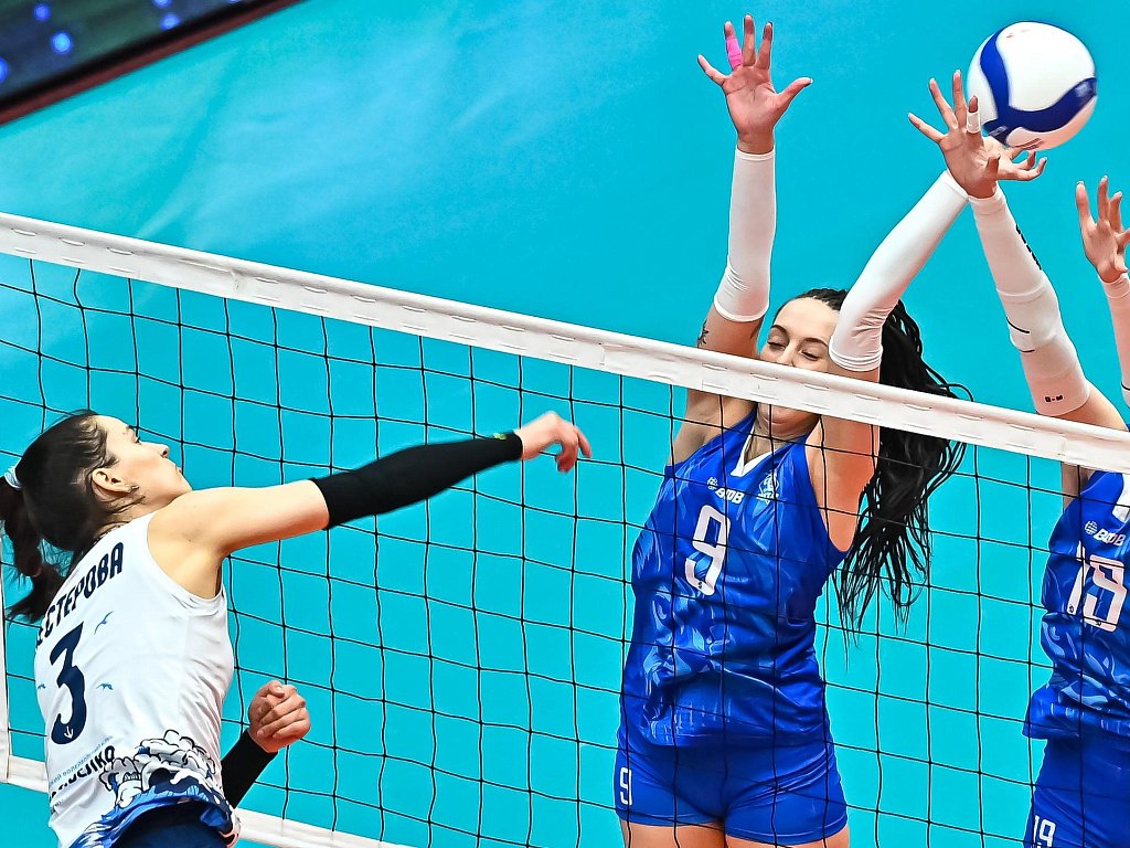 Волейболистки клуба «Динамо-Метар» в драматичном матче уступили «Корабелке»