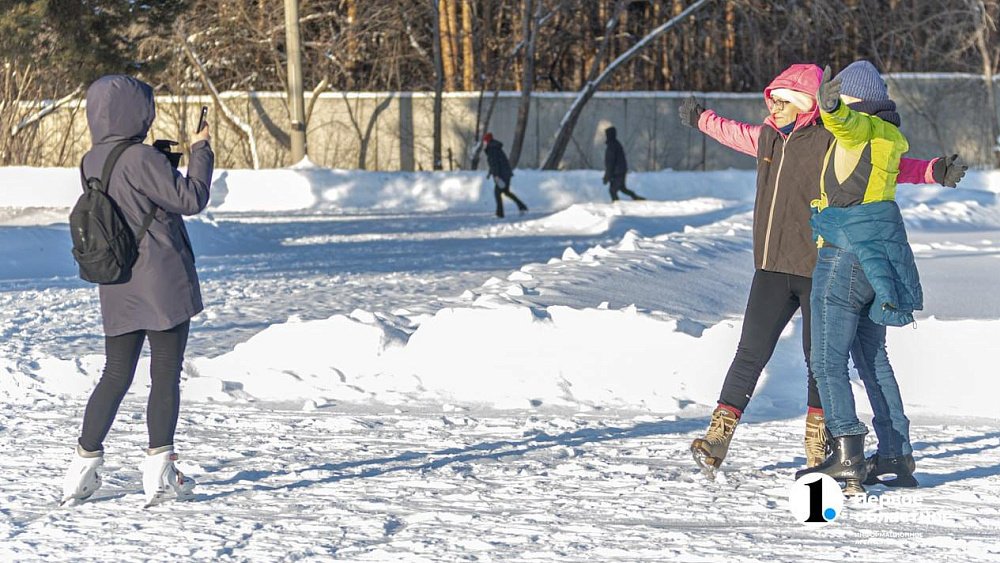 Челябинцы штурмуют бесплатные катки в новогодние праздники