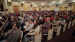 Рождественские елки губернатора провели в Сатке и Аргаяше