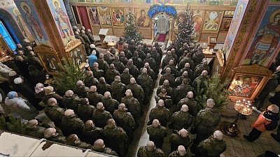 Бойцы дивизиона «Черные ножи» прошли обряд богослужения в Чебаркуле