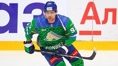 Хоккеист Евгений Кузнецов забил первый гол за «Салават Юлаев» в КХЛ (видео)