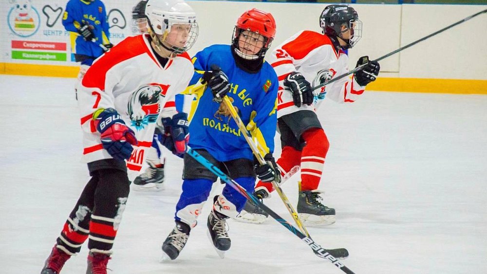 Хоккейные дворовые команды Челябинской области сразятся на турнире «Золотая шайба»