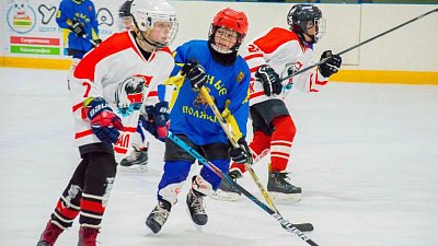 Хоккейные дворовые команды Челябинской области сразятся на турнире «Золотая шайба»