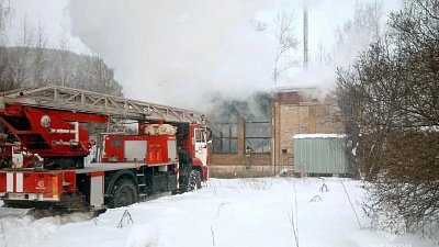 Из горящей психиатрической больницы в Златоусте эвакуировали 132 человека