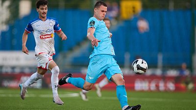 Футбольный клуб «Челябинск» вернул в «Родину» Александра Гапечкина