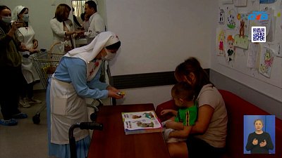 Челябинская епархия поздравила маленьких пациентов