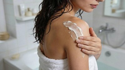 С этими признаками коже тела нужен ретинол