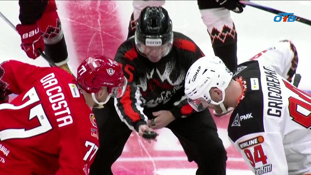 «Трактор» в гостях уступил «Автомобилисту»