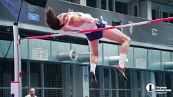 Легкоатлетка Полина Кнороз установила рекорд на мемориале Лукашевича и Середкина в Челябинске