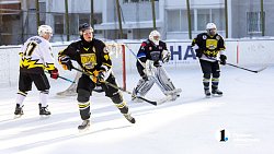 В Челябинске прошел товарищеский хоккейный матч памяти Владимира Ляпкало