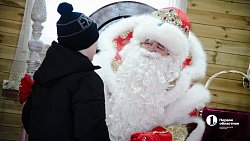 Дед Мороз встречает гостей в Челябинске последние выходные