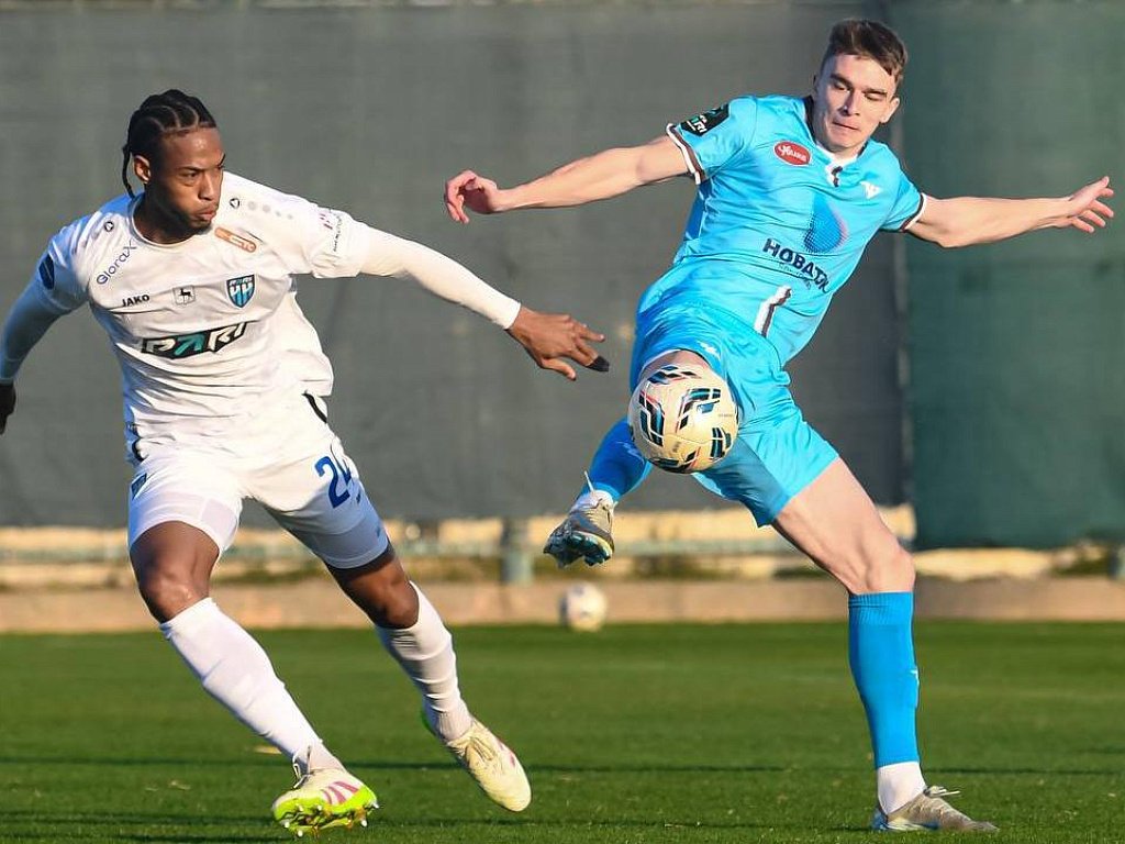 Футбольный клуб «Челябинск» выиграл первый контрольный матч зимнего межсезонья