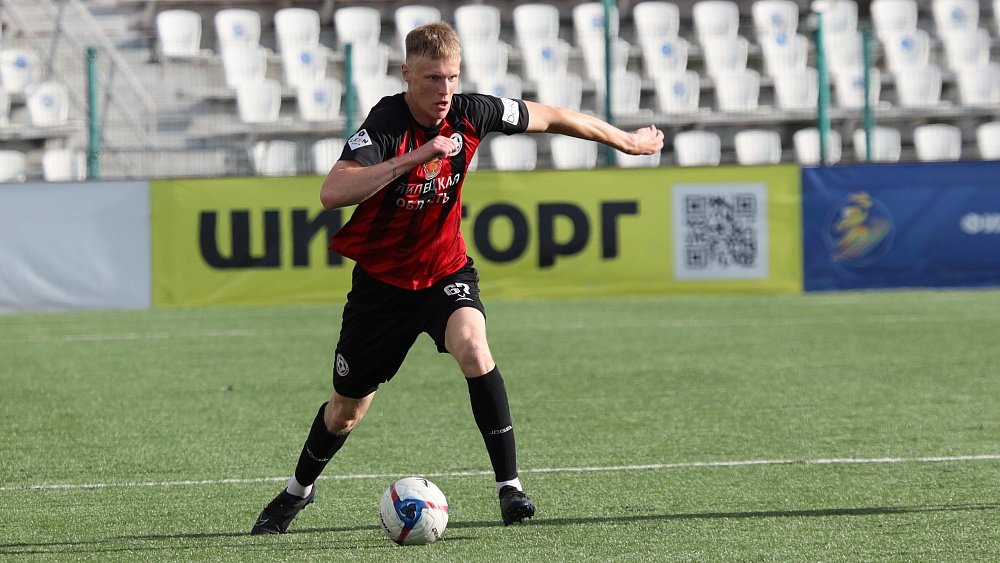 Футбольный клуб «Торпедо» из Миасса презентовал первого новичка межсезонья