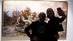 От метеорита до портрета императрицы: где челябинцы чаще делают селфи в музее