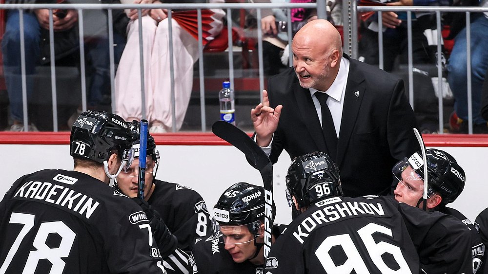 Экс-тренер «Трактора» Бенуа Гру возглавил швейцарский хоккейный клуб «Цуг»