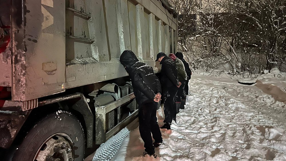 ОПГ похитила с ЧЭМК ферросплавов более чем на 25 млн рублей