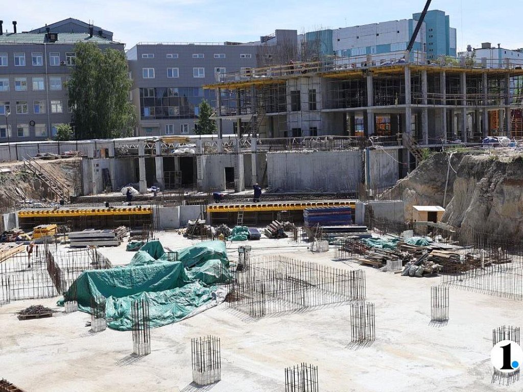 Минстрой обозначил работы в медцентре Магнитогорска и больнице Челябинска весной