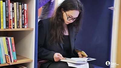 Жители Челябинска в 2025 году покупали путеводители и научную литературу