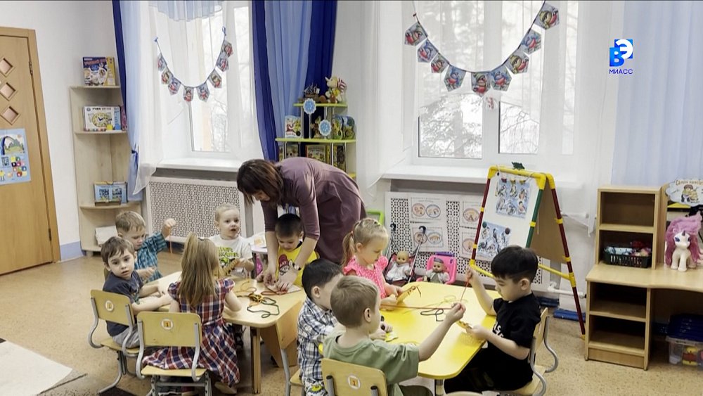 В Златоусте работает круглосуточный детский сад
