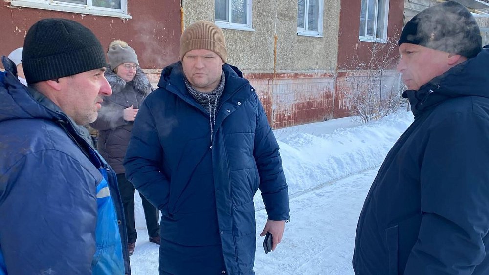 В Карабаше поэтапно восстанавливают теплоснабжение домов после коммунальной аварии