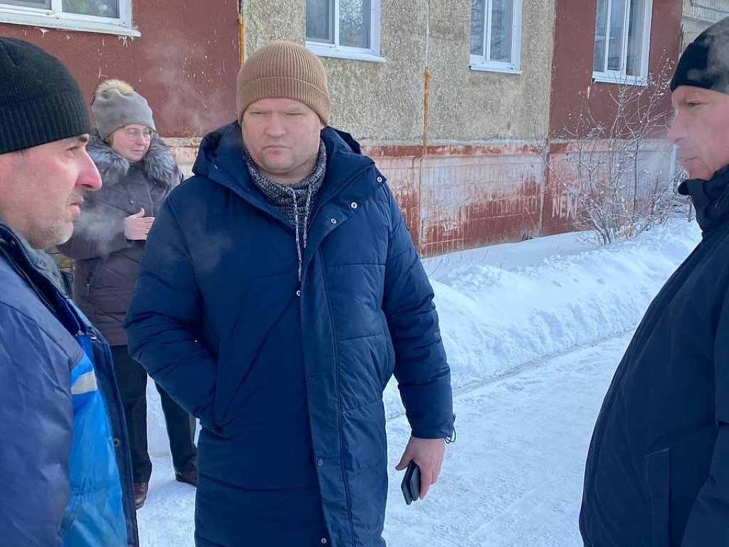 В Карабаше поэтапно восстанавливают теплоснабжение домов после коммунальной аварии