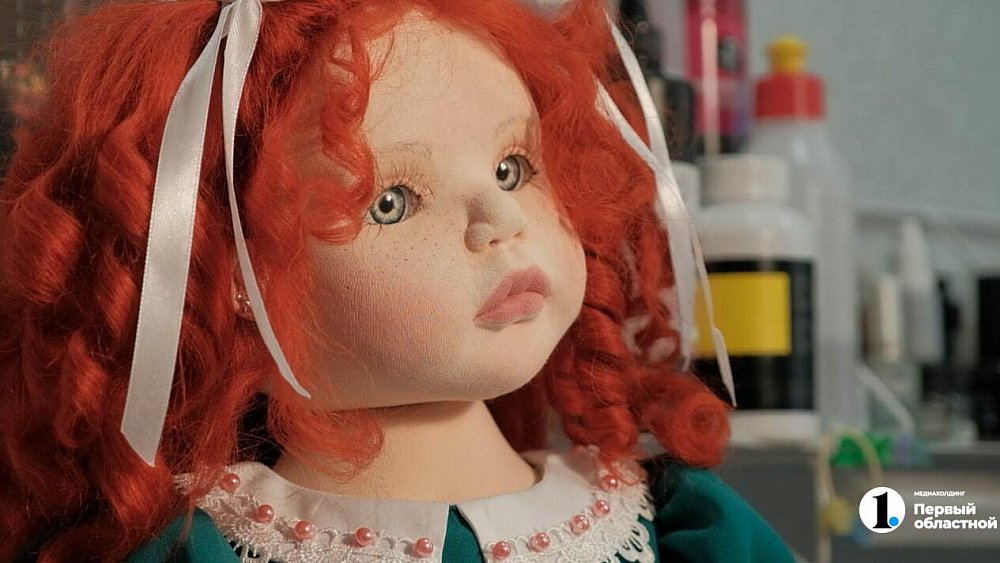 Челябинская пенсионерка «оживляет» самодельных кукол с помощью ИИ