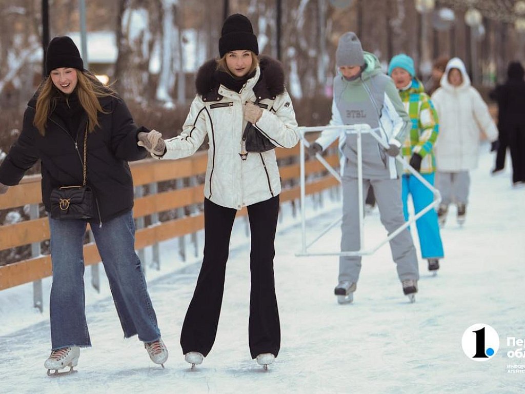 Катки в парках Челябинска открыли 24 января, несмотря на мороз
