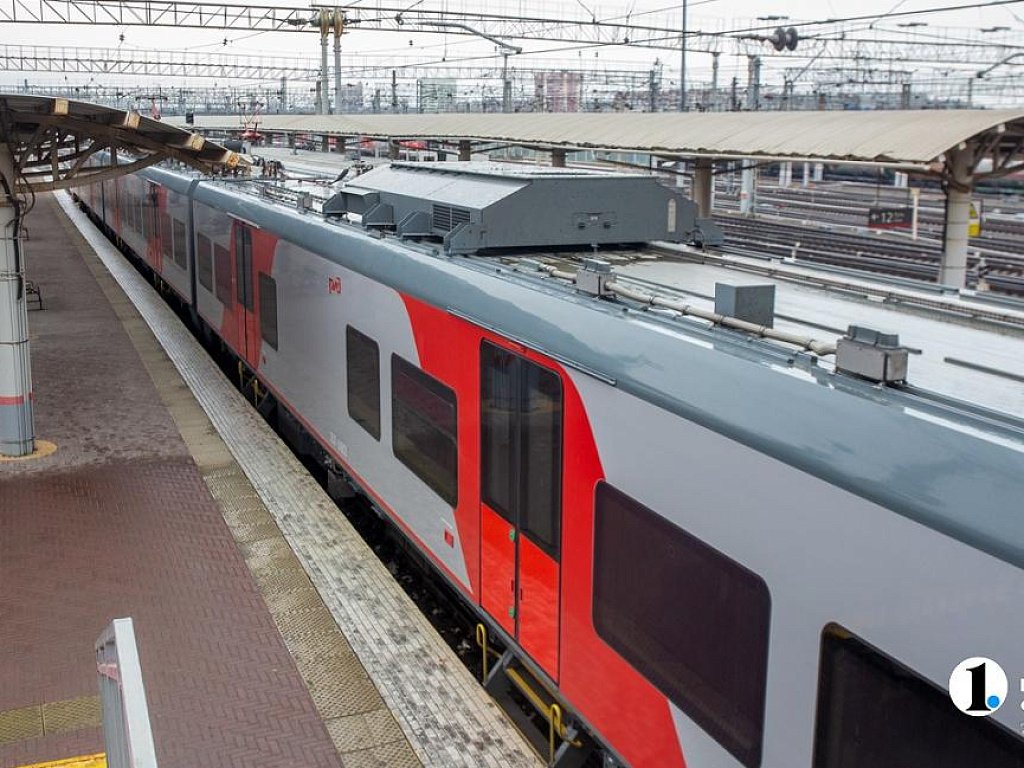 Следующий из Челябинска в Екатеринбург поезд сломался в пути